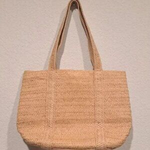 Draper James Fabric Lined Straw Magnetic closure Tote bag